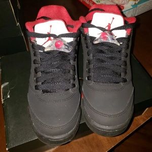 Jordan retro low 5